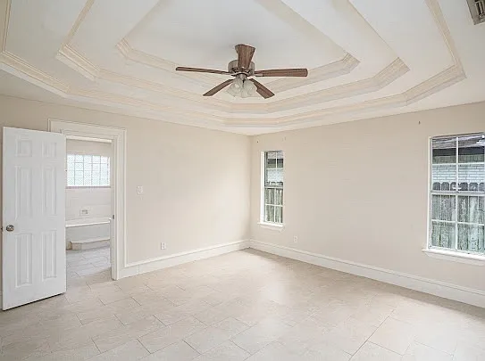 119 E Gardenia Ave — Photo 5
