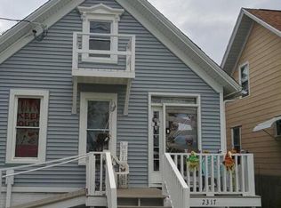 2317 18th St, Racine, WI 53403