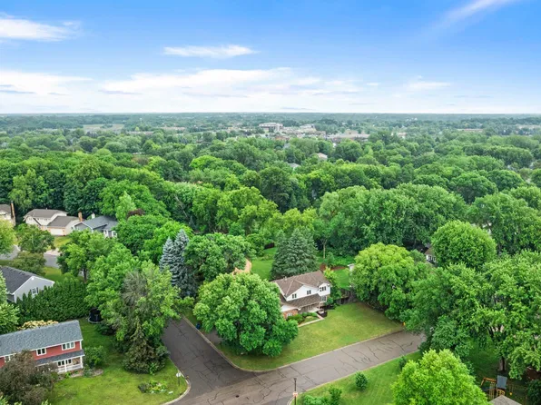 17030 30th Ave N, Plymouth, MN 55447