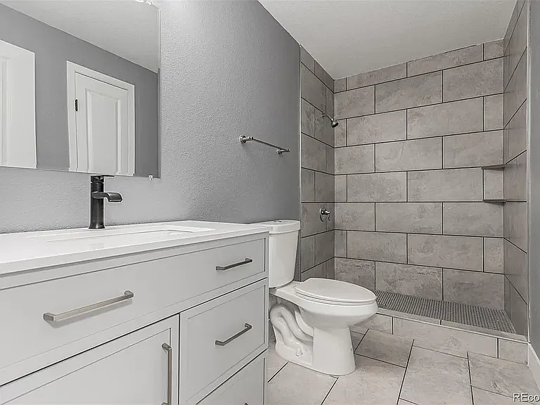 1248 Meadow St — Photo 14