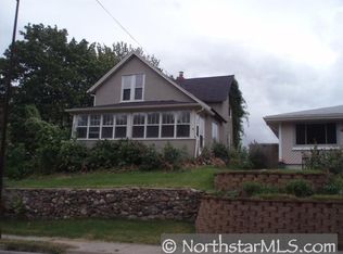1746 Burns Ave, Saint Paul, MN 55106