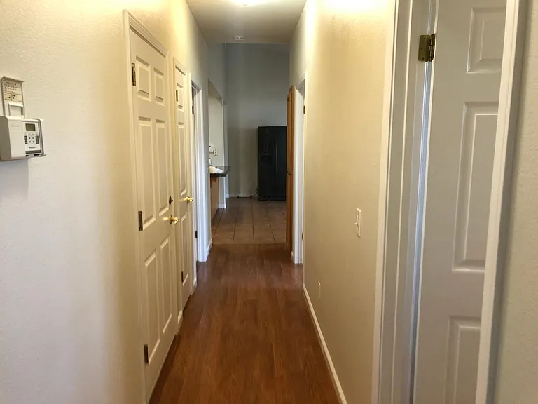 67 Cock Robin Ave — Photo 12
