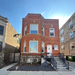 3229 W Dickens Ave, Chicago, IL, 60647
