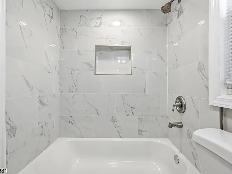 11 Morgan Ln #2A — Photo 6