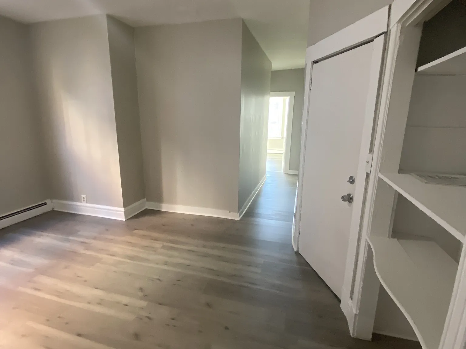 441 Wethersfield Ave — Photo 1