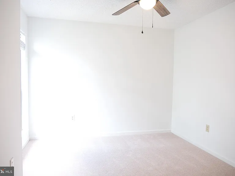 6941 Mary Caroline Cir #H — Photo 36
