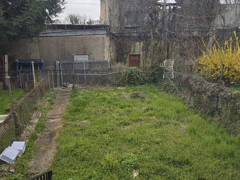 6210 W Stiles St — Photo 26