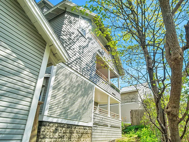 141 Howard St #5 — Photo 15