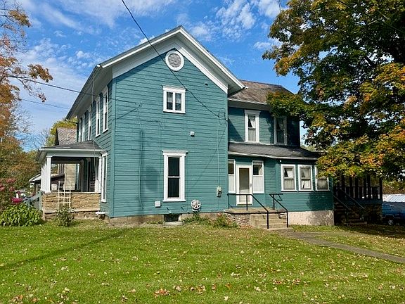2nd image of 202 N Otter St