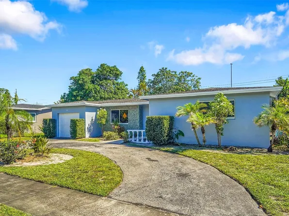 1420 NW 52 Avenue, Lauderhill, FL 33313
