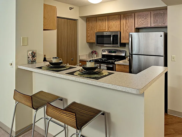 Laurel Village Apartments — Photo 48