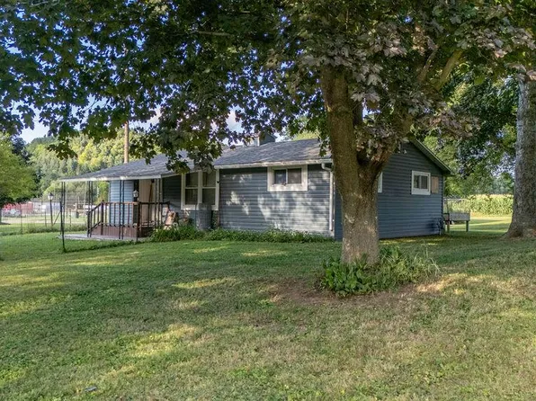 117 Roseville Ave, Mansfield, PA 16933