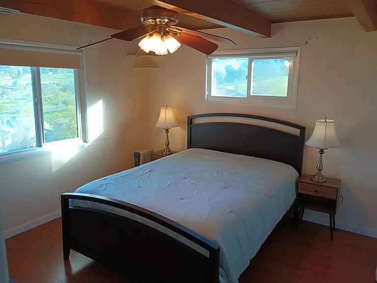 2434 Mountain View Dr — Photo 9