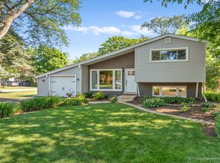822 Cadillac Dr, Wheaton, IL 60187