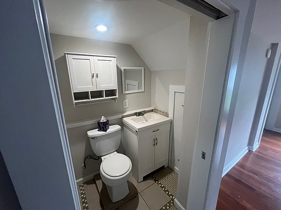 4th image of 712 21st Ave #2
