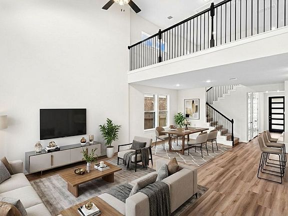 3rd image of 308 Amista Dr