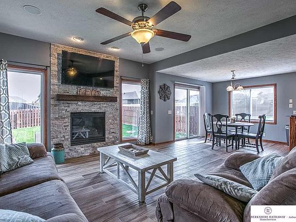 5th image of 17212 Palisades Dr