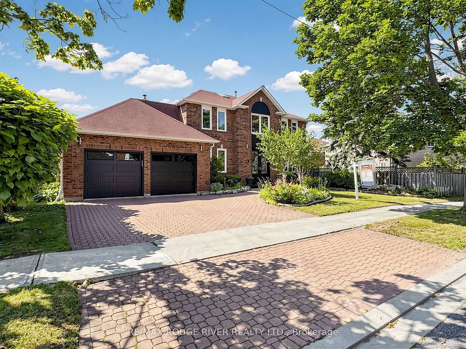 1st image of 4 Atrium Ln