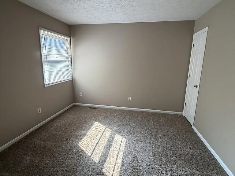 1100 Turkey Foot Rd #6 — Photo 15