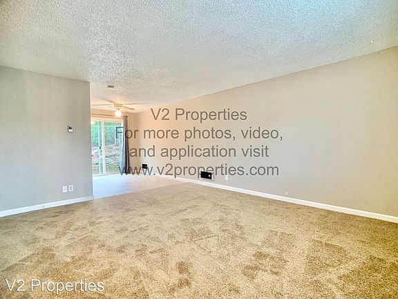 4th image of 12575 SE 27th Ave