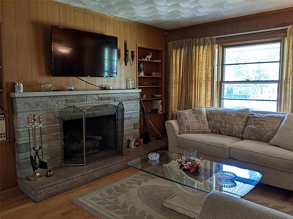 5th image of 11465 Northway Dr