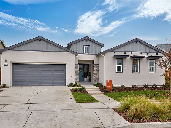 Model Home Dawn Residence 2