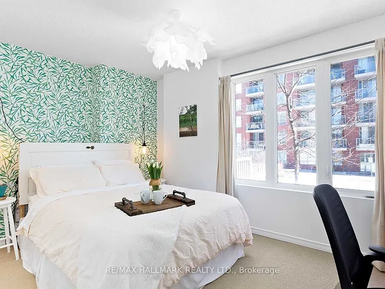11 Ruttan St #122 — Photo 13
