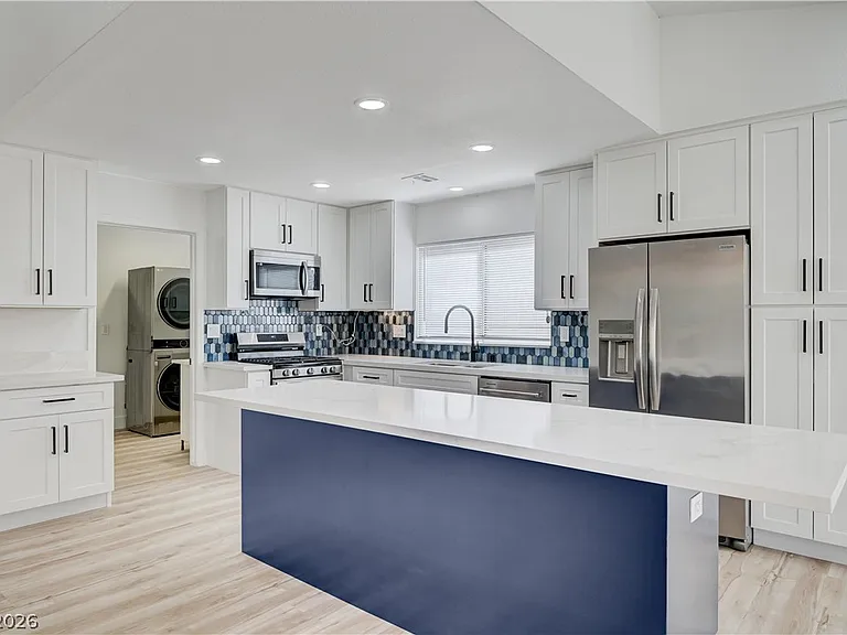 10000 Woodhouse Dr — Photo 7
