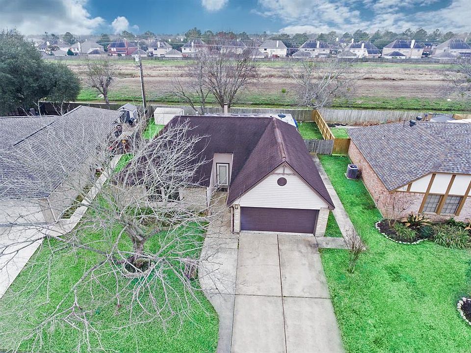 1st image of 14207 Swanfield Dr