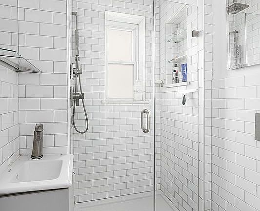 5th image of 407 Keap St APT 12