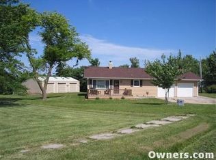 16285 Q6 Rd, Mayetta, KS 66509