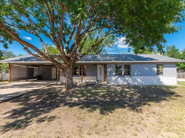 500 Florence St N, Kerrville, TX 78028