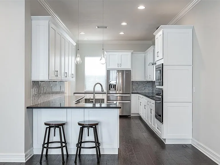 222 S Audubon Ave — Photo 17