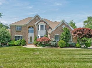 6 Fox Hollow Way, Green Township, NJ 07821