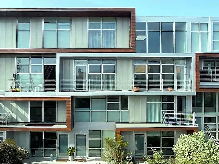 611 N Bronson Ave #10 — Photo 23