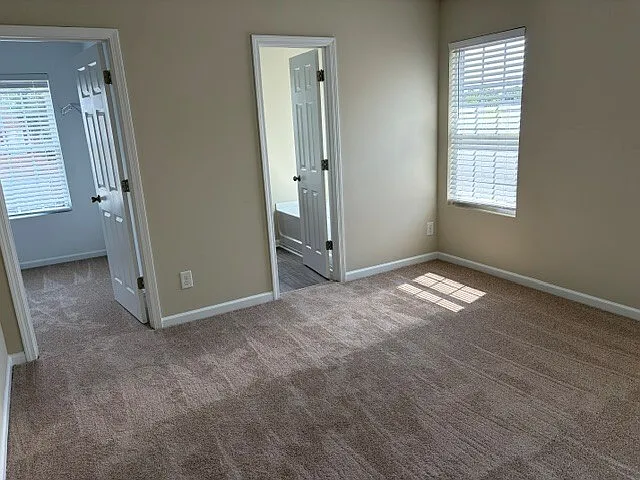 905 Woodlake Dr — Photo 10
