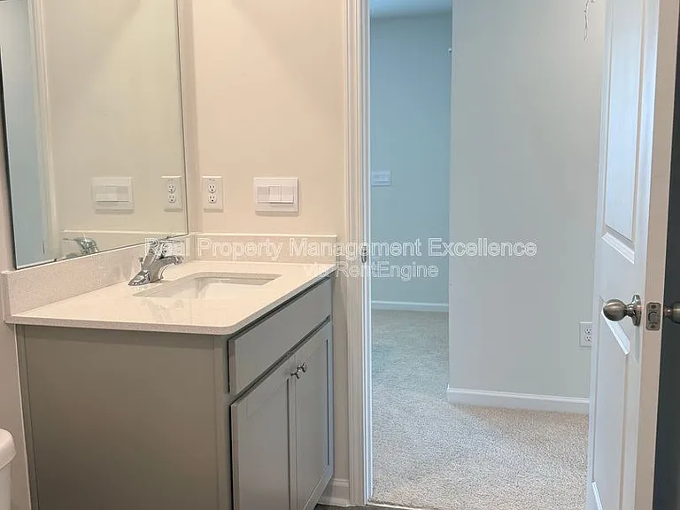 58 Sweet Meadow Rd — Photo 29