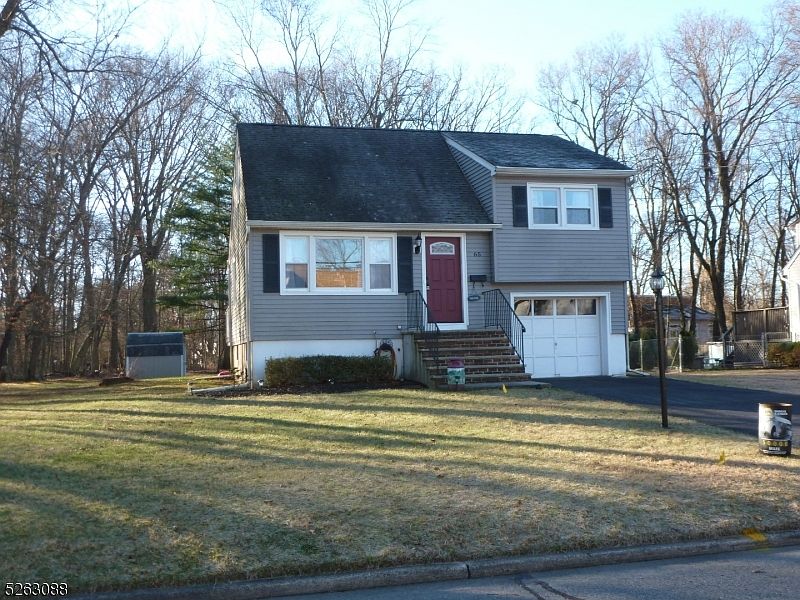 65 Roosevelt St, Pequannock, NJ 07440 Zillow