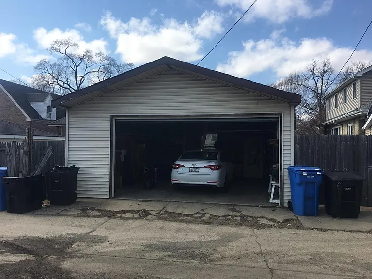 10725 S Artesian Ave — Photo 13