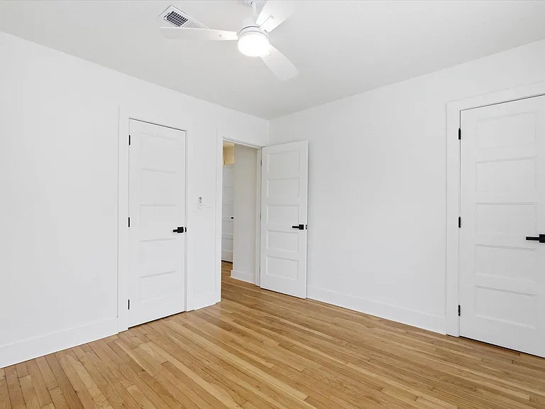421 E Jennings St — Photo 26