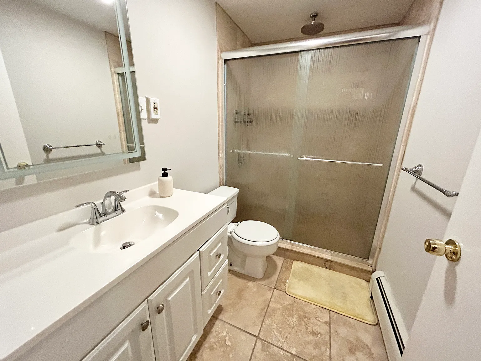 1 bed, 750 sqft, $3,100 — Photo 3