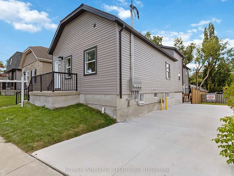 178 Woodward Ave #D — Photo 2
