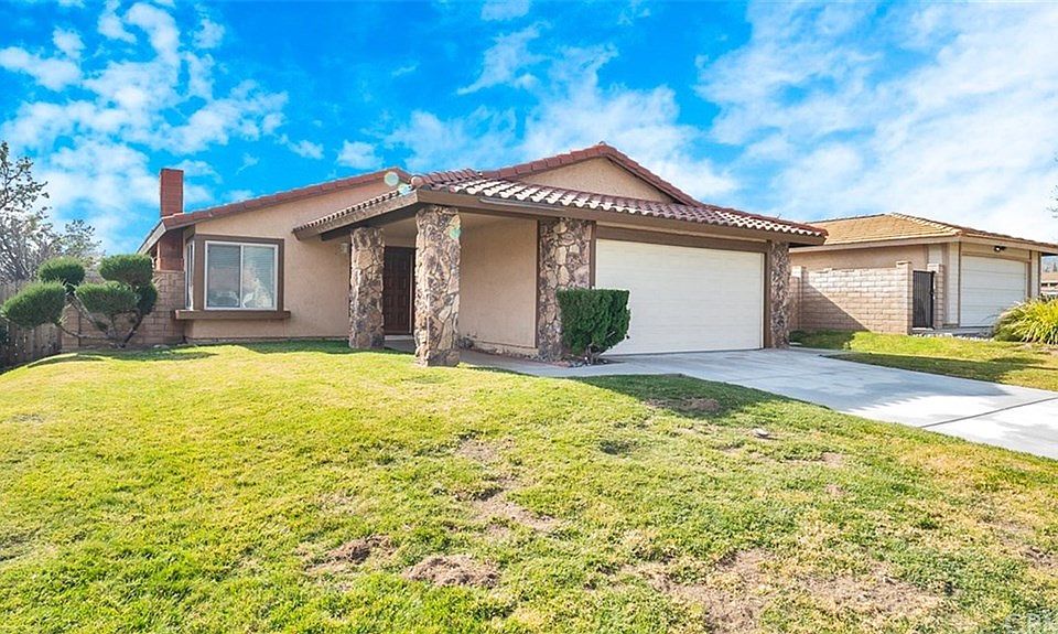 1st image of 2565 Poppy Dr