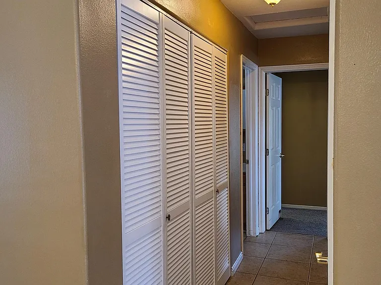 4400 W State St — Photo 5