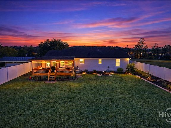 3rd image of 239 Mill Pond Road SE