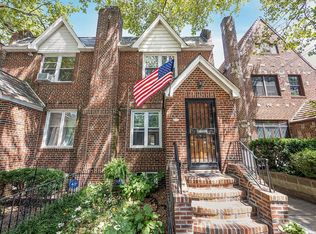 6347 Dry Harbor Rd, Middle Village, NY 11379