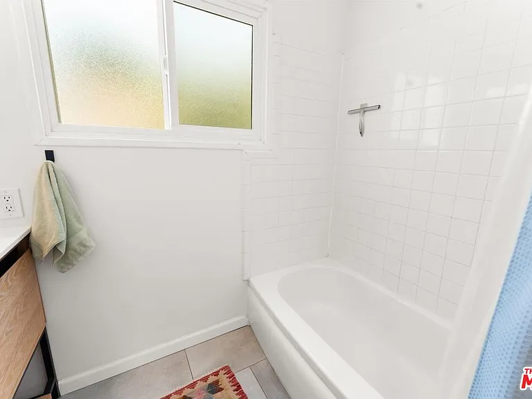 1338 Montecito Cir — Photo 14
