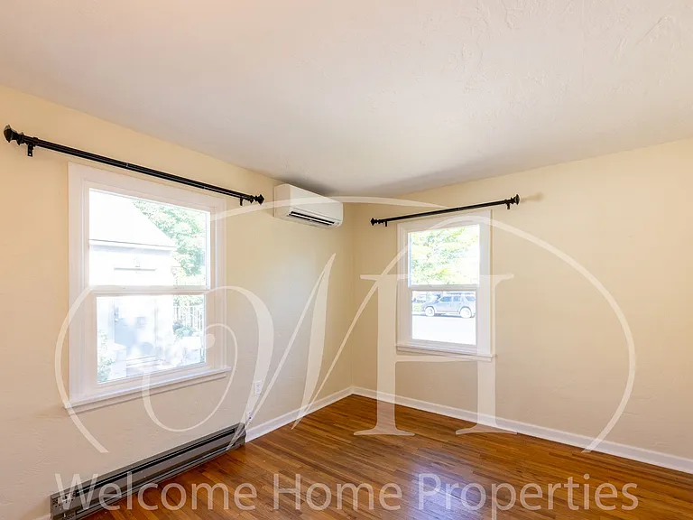 320 SE 4th St — Photo 20