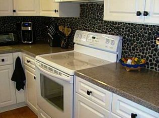 361 Warrick Rd, Chesapeake, VA 23322