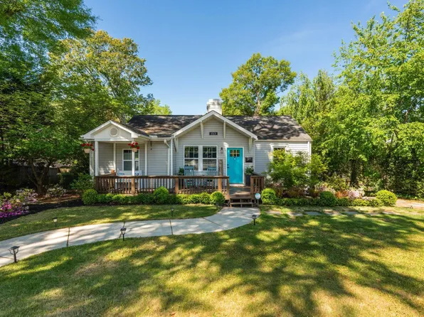 513 Summit Dr, Greenville, SC 29609